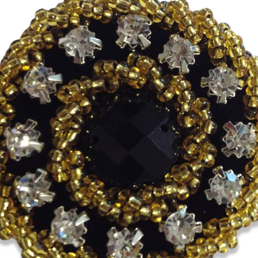 Botón joya bordado con cristales