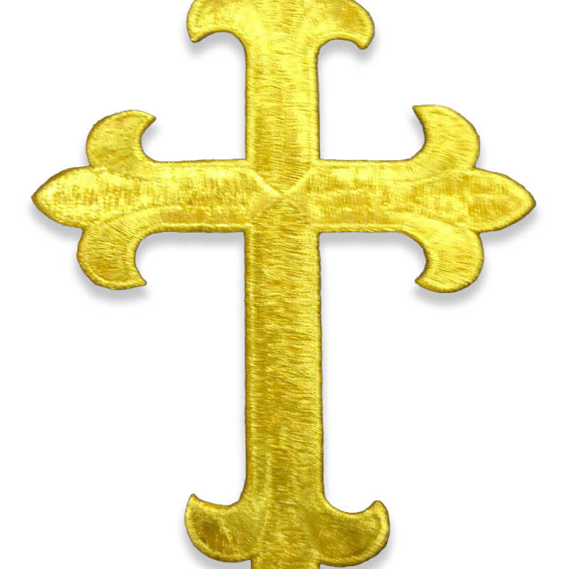Detalle de cruz ornamental bordada oro para vestuario