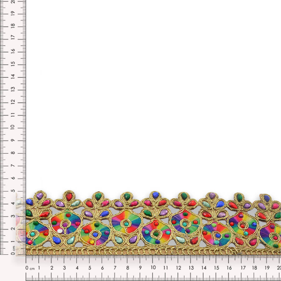 Tira de pedrería multicolor bordada de 5 cm.