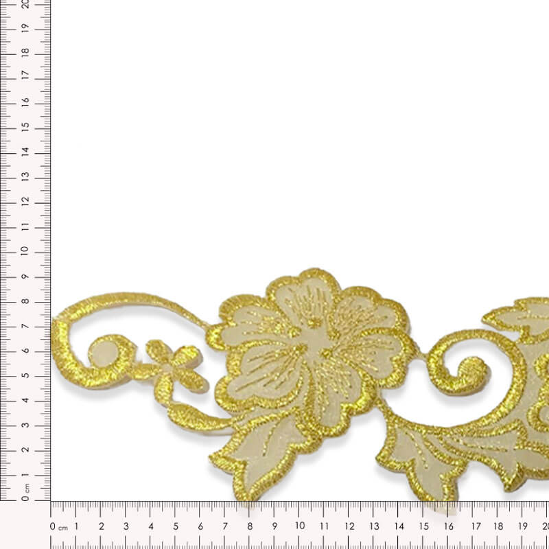 Par de apliques bordados florales para confección y decoración textil