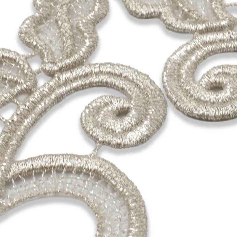 Aplique ornamental grande 17 cm en color plata