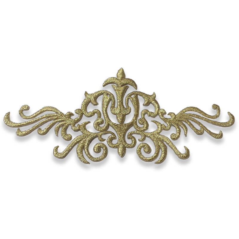 Aplique decorativo textil dorado con diseño simétrico elegante