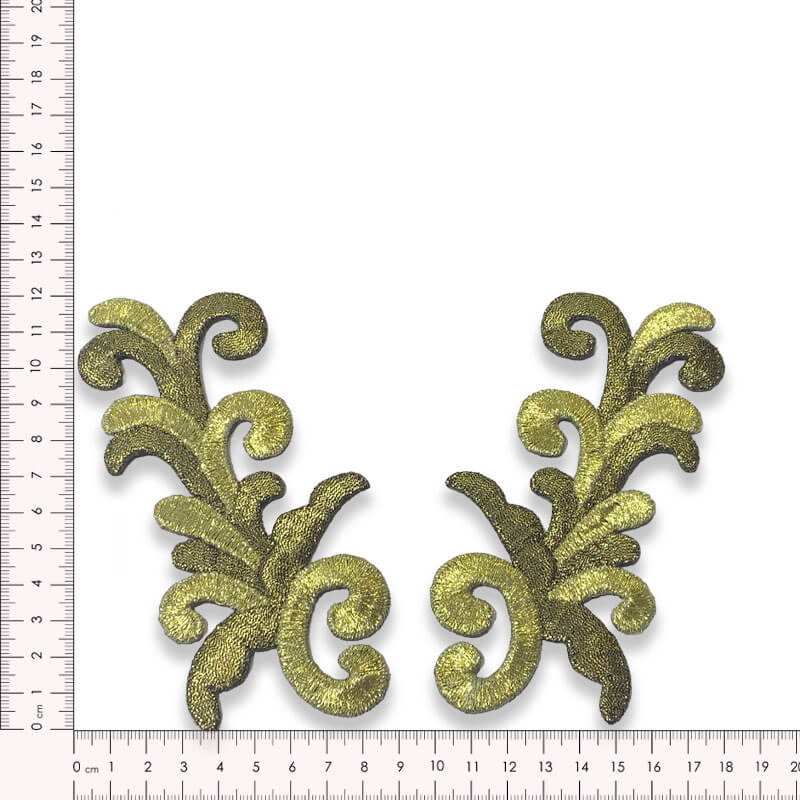 Pareja de apliques decorativos dorados para confección