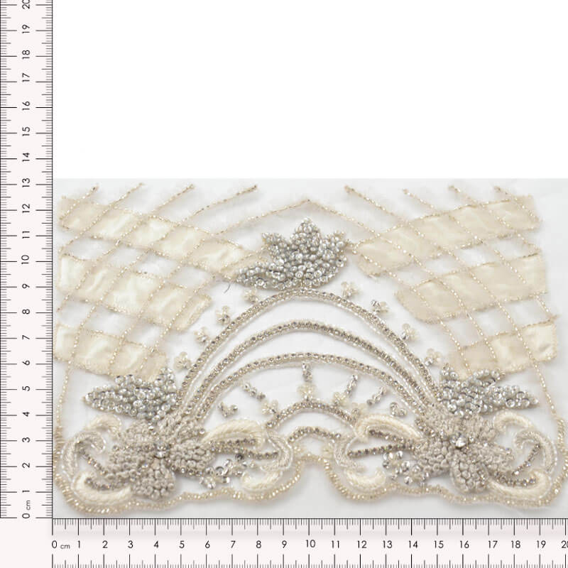 Aplique decorativo elegante para confección