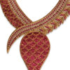 Detalle de aplique textil ornamental para confección festiva