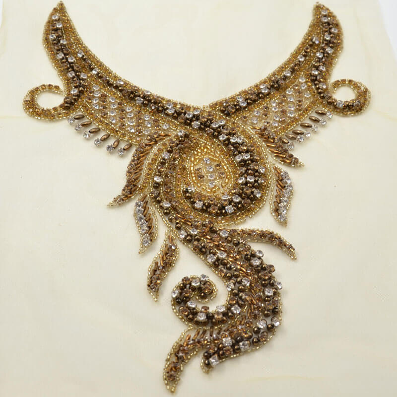 Cuello Bordado con Pedrería Fantasía 30 cm - Negro y Oro - Imagen 2