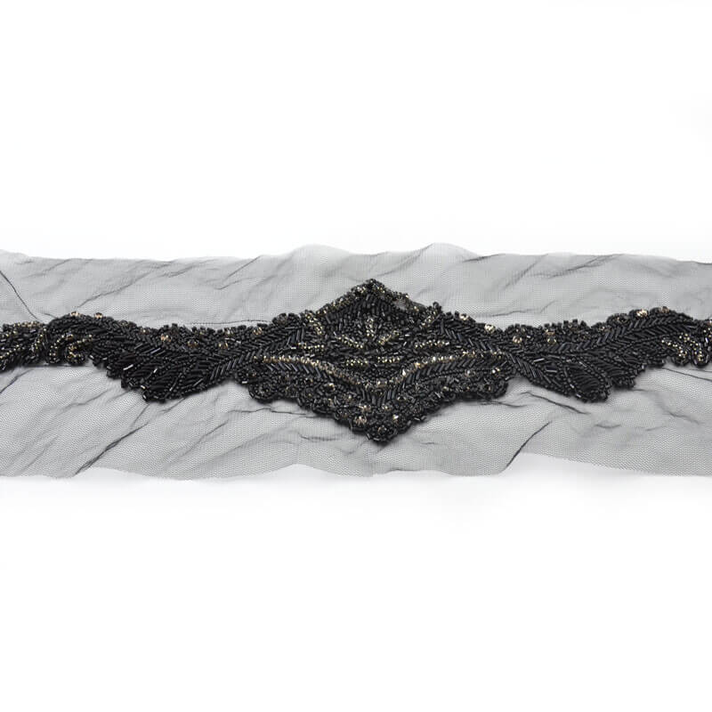 Cinturón de pedrería negro elegante