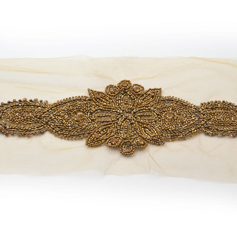 Banda decorativa con bordado y brillo