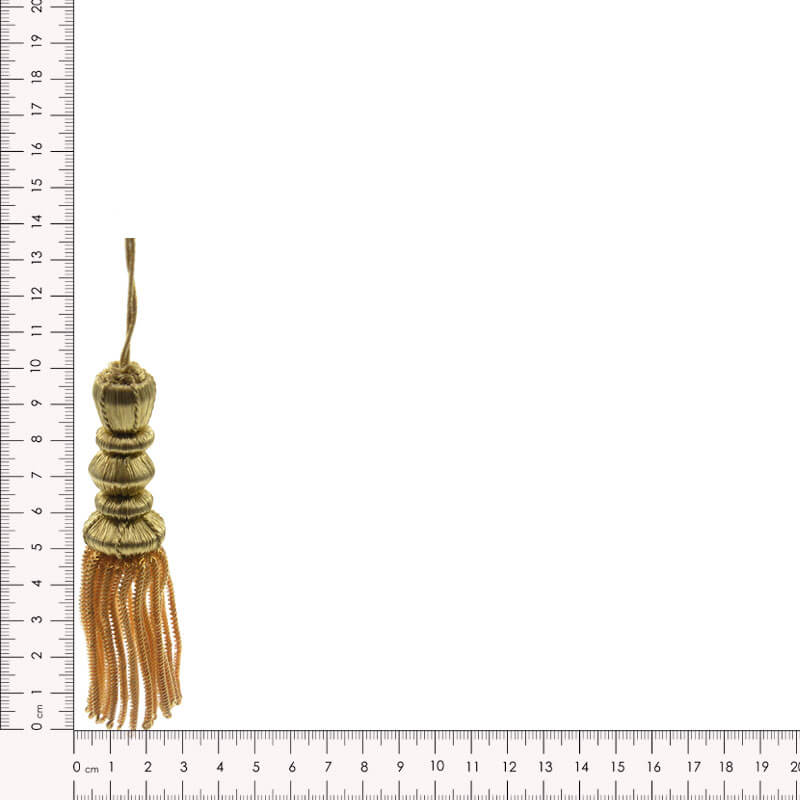 Borla decorativa dorada con estructura de cinco cuerpos