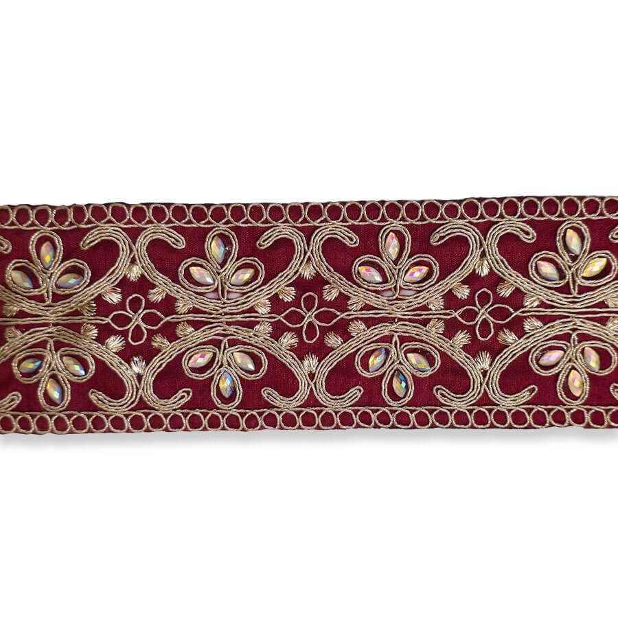 Galón ornamental para carnaval y ceremonia granate