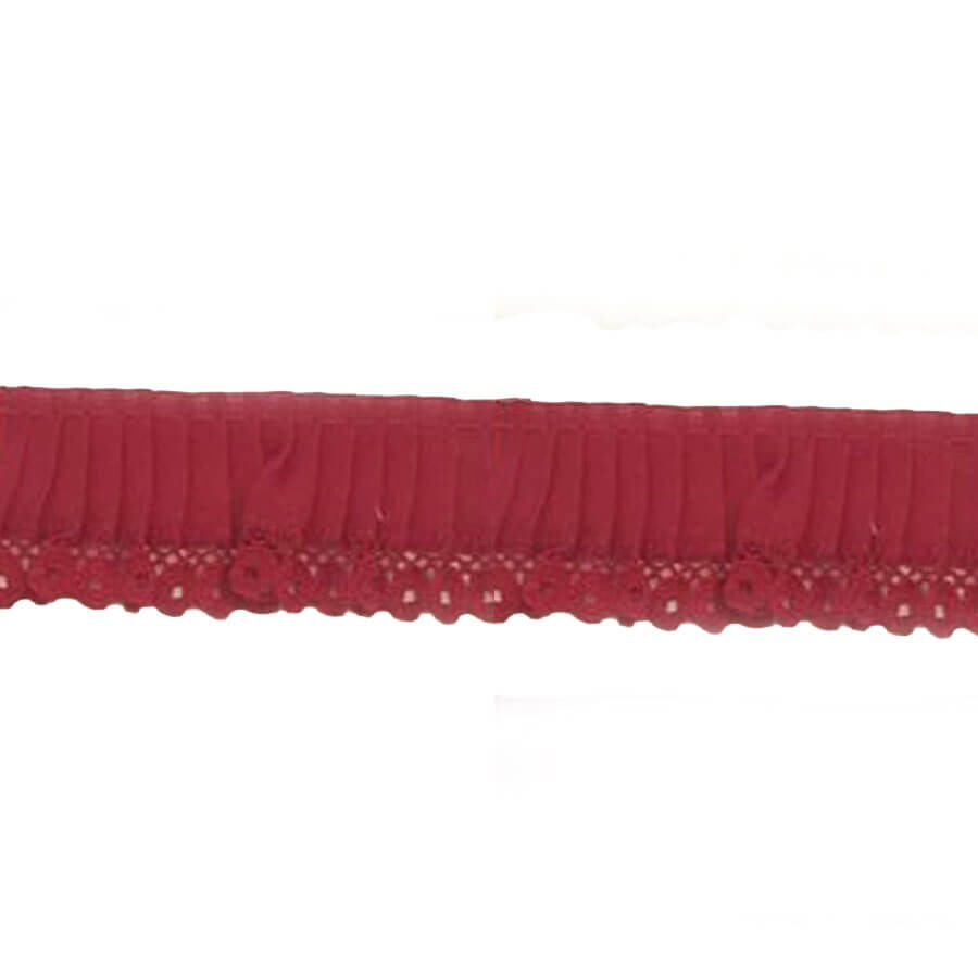 Cinta plisada de algodón roja con acabado decorativo