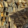 Tejido Lentejuela Campanas oro con piezas metálicas colgantes